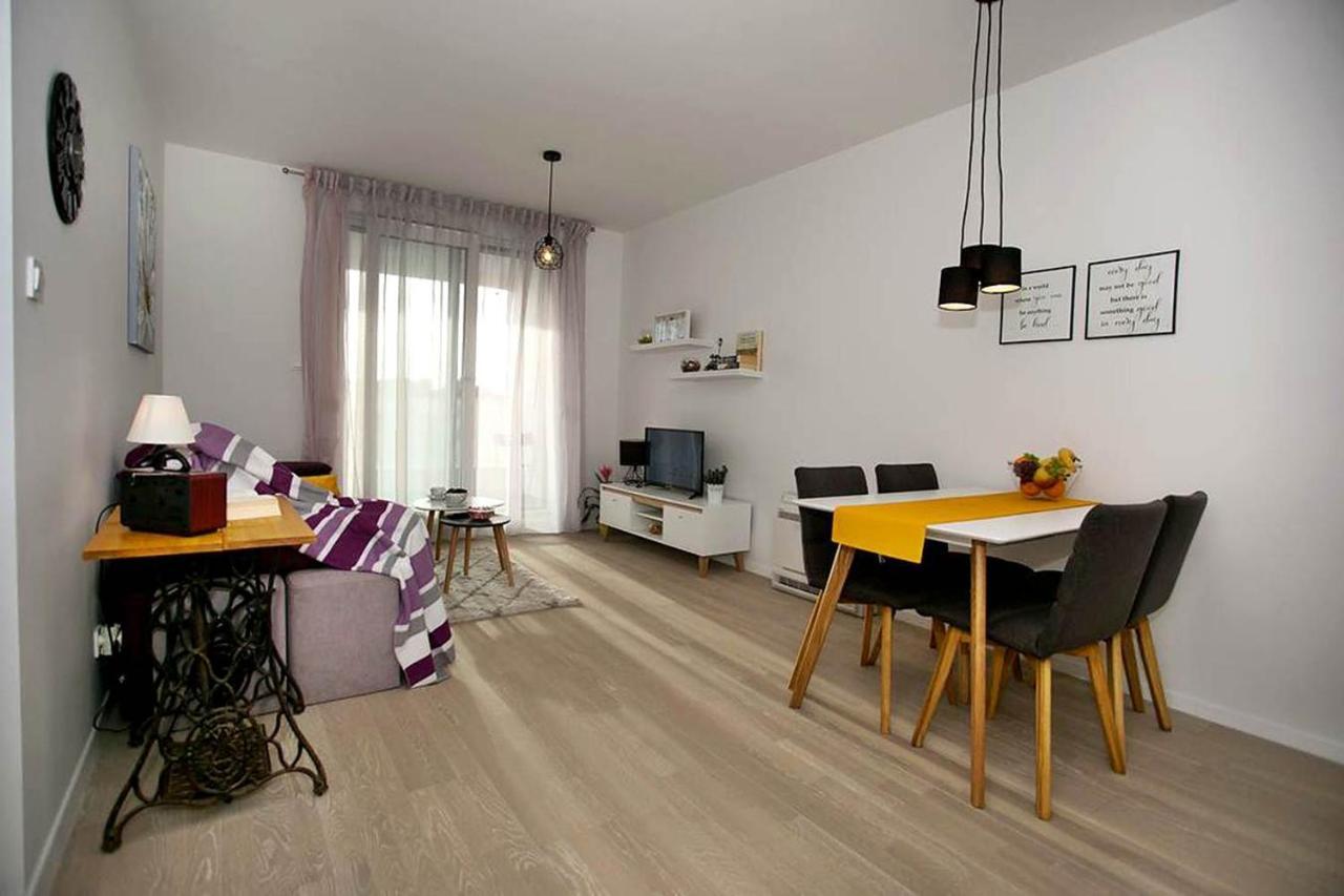 Apartment Sweet Daisy With Parking Zadar Exterior photo